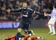 九游APP-步行者逆转火箭，易建联刷新纪录，一场跨越时空的篮球对话