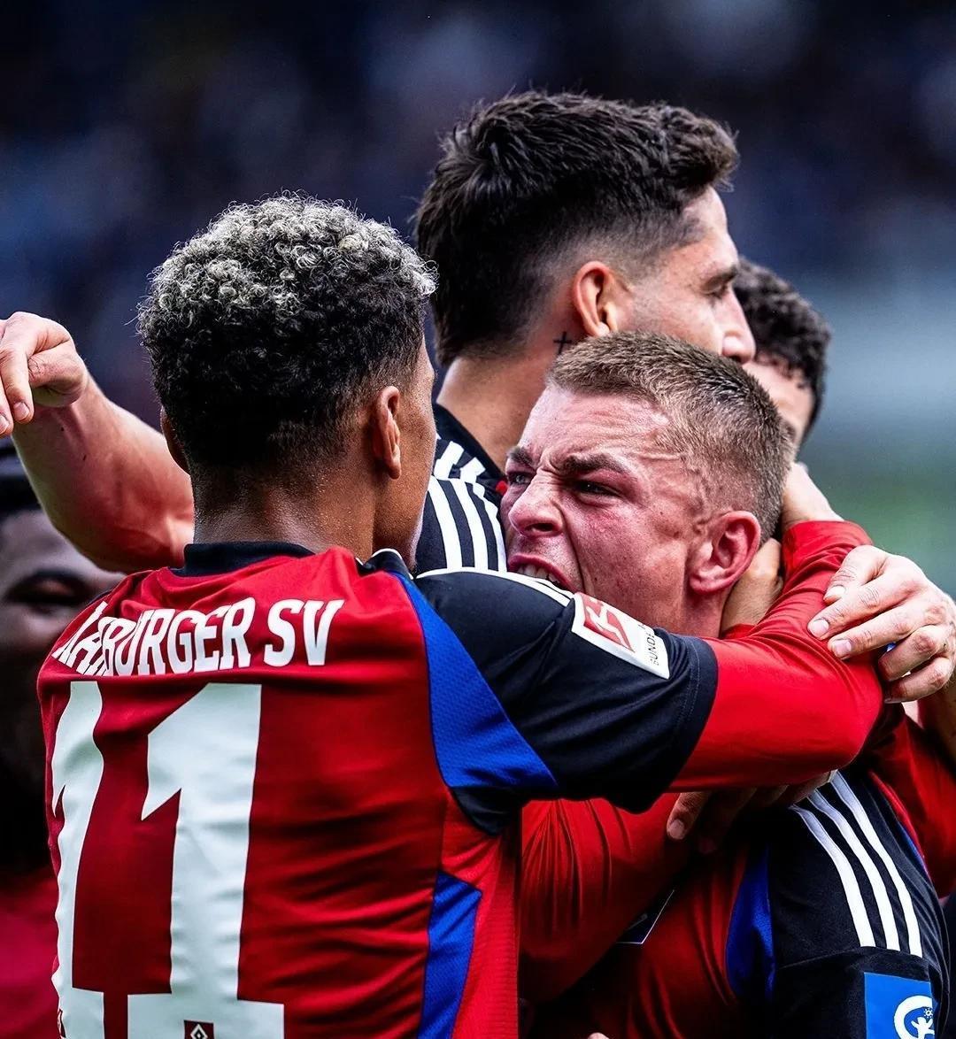 包含汉堡队与门兴平分秋色，闪耀德甲赛场碰撞出火花的词条