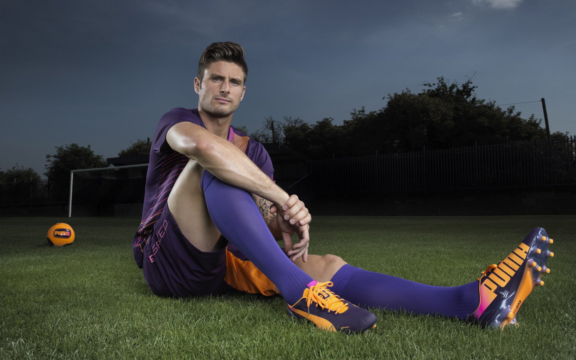 赛道奇迹,拉塞尔统治全场,雷诺逆袭红牛王朝